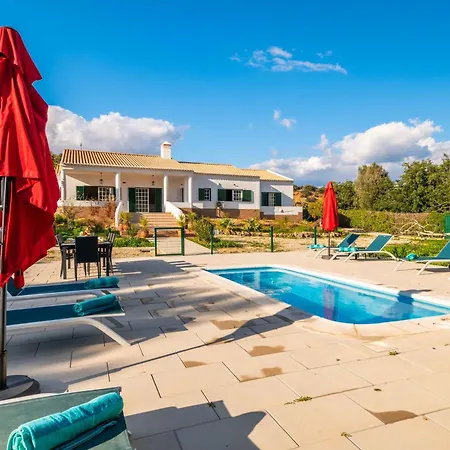 Villa Amina By Portucasa