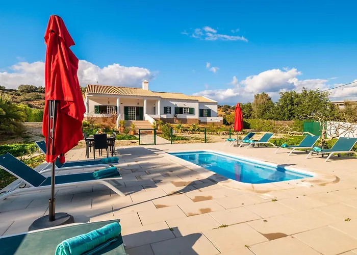 Villa Amina By Portucasa